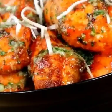 Air Fryer Garlic Parmesan Salmon Bites