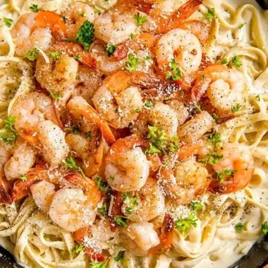 Creamy Shrimp Alfredo Pasta