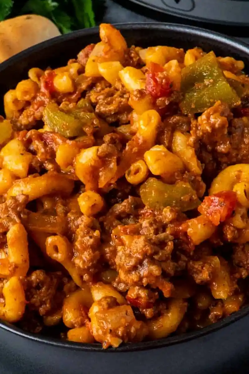 Easy Crock Pot Goulash