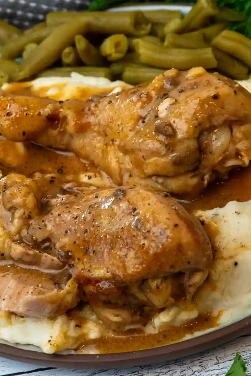 Slow Cooker Smothered Chicken Legs
