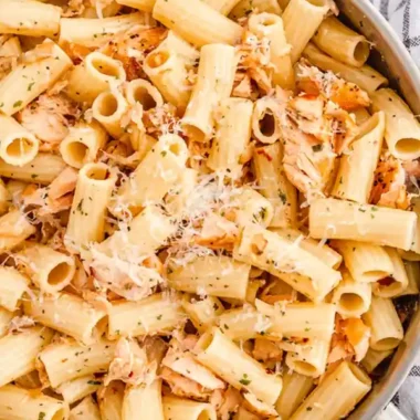 Easy Salmon Pasta Without Cream