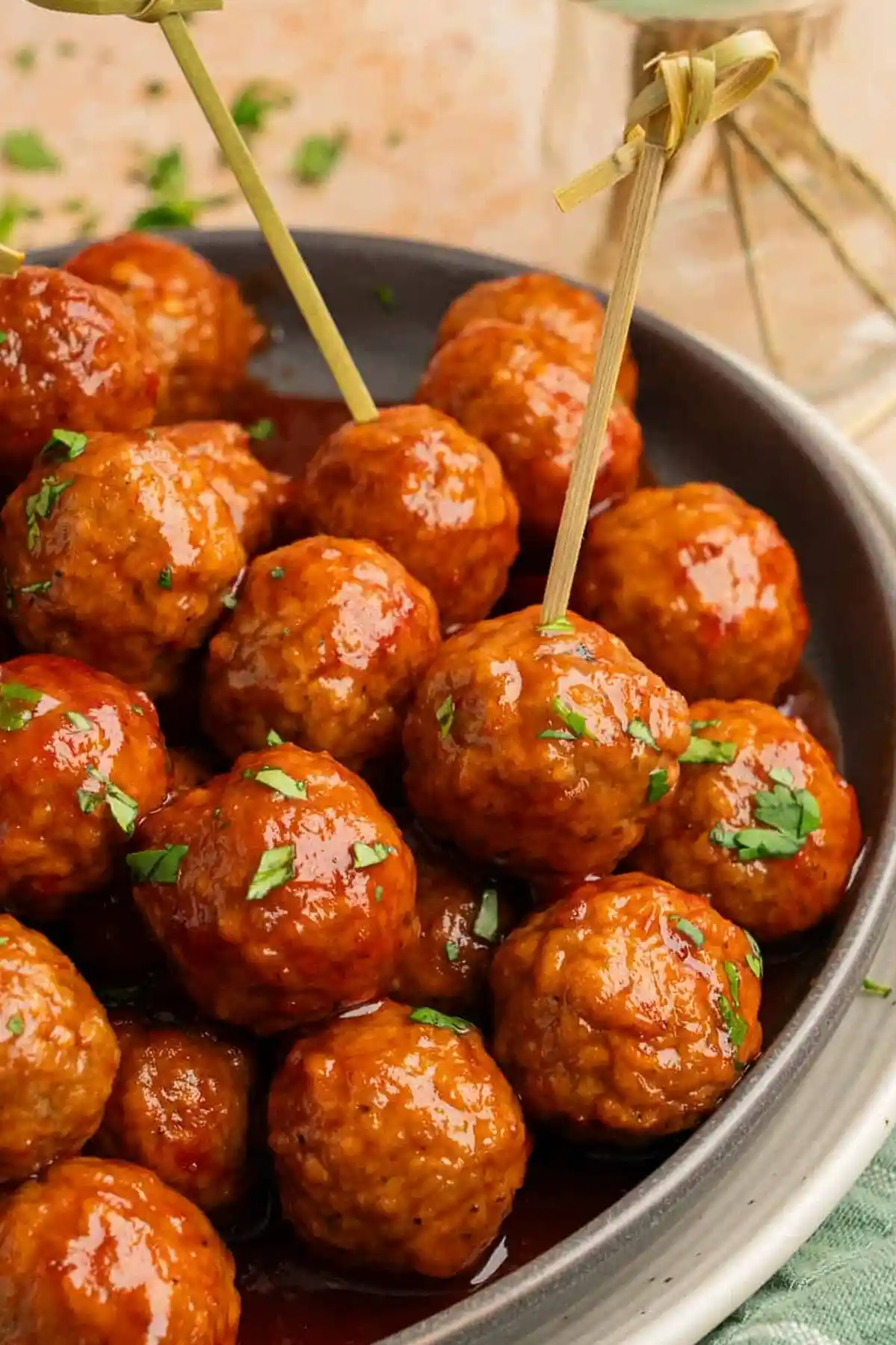 Slow Cooker Grape Jelly Meatballs for Any Gathering